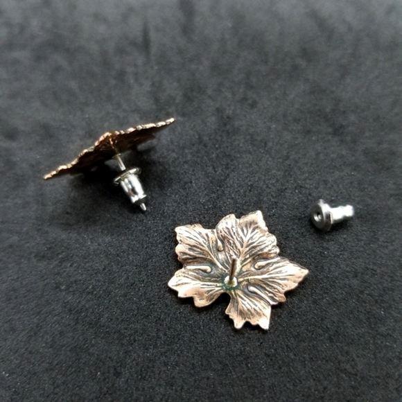 Copper maple leaf earrings 🍁 - Picture 7 of 7